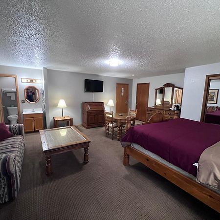 Regency Inn Dodge City Exterior foto