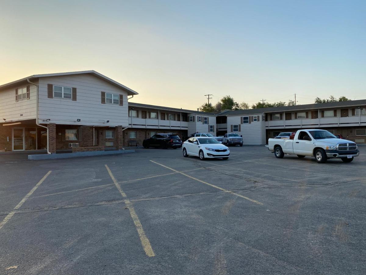 Regency Inn Dodge City Exterior foto